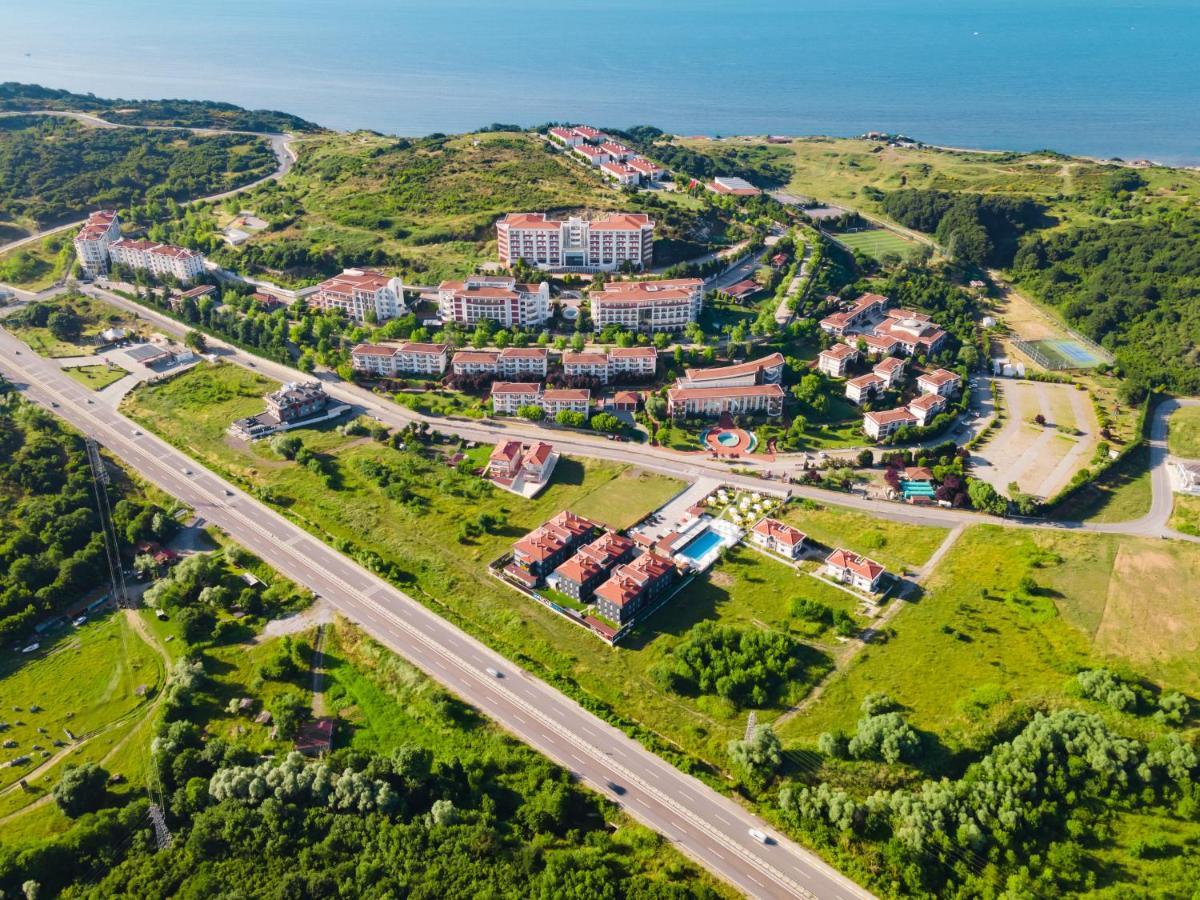 Ucar Royal Hotel Ve Konferans Salonu Sile Exterior photo